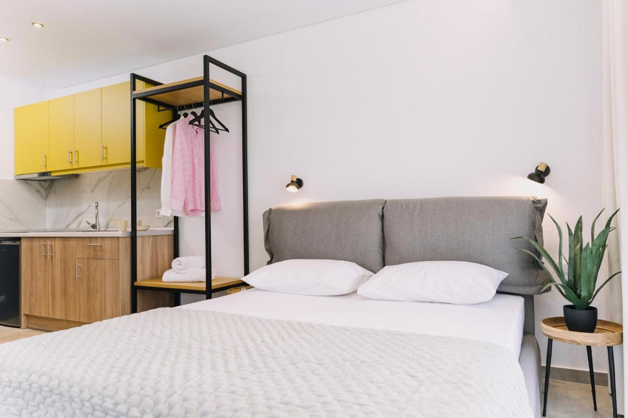 לימנריה Blue Stone Luxury Suites מראה חיצוני תמונה