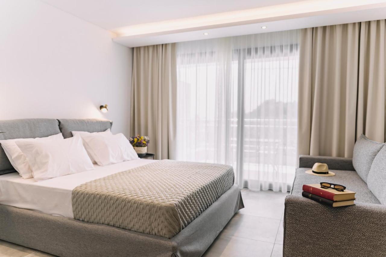 לימנריה Blue Stone Luxury Suites מראה חיצוני תמונה